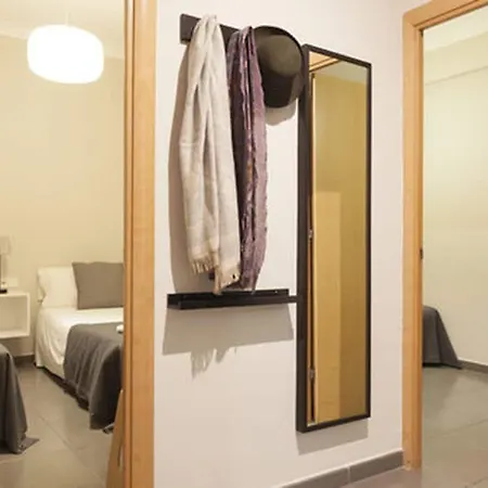 Easy Sleep Eixample Hotel *