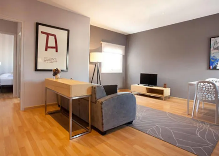 Easy Sleep Eixample Hotel *
