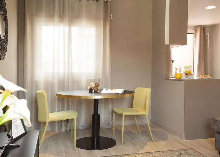 Easy Sleep Eixample Hotel *